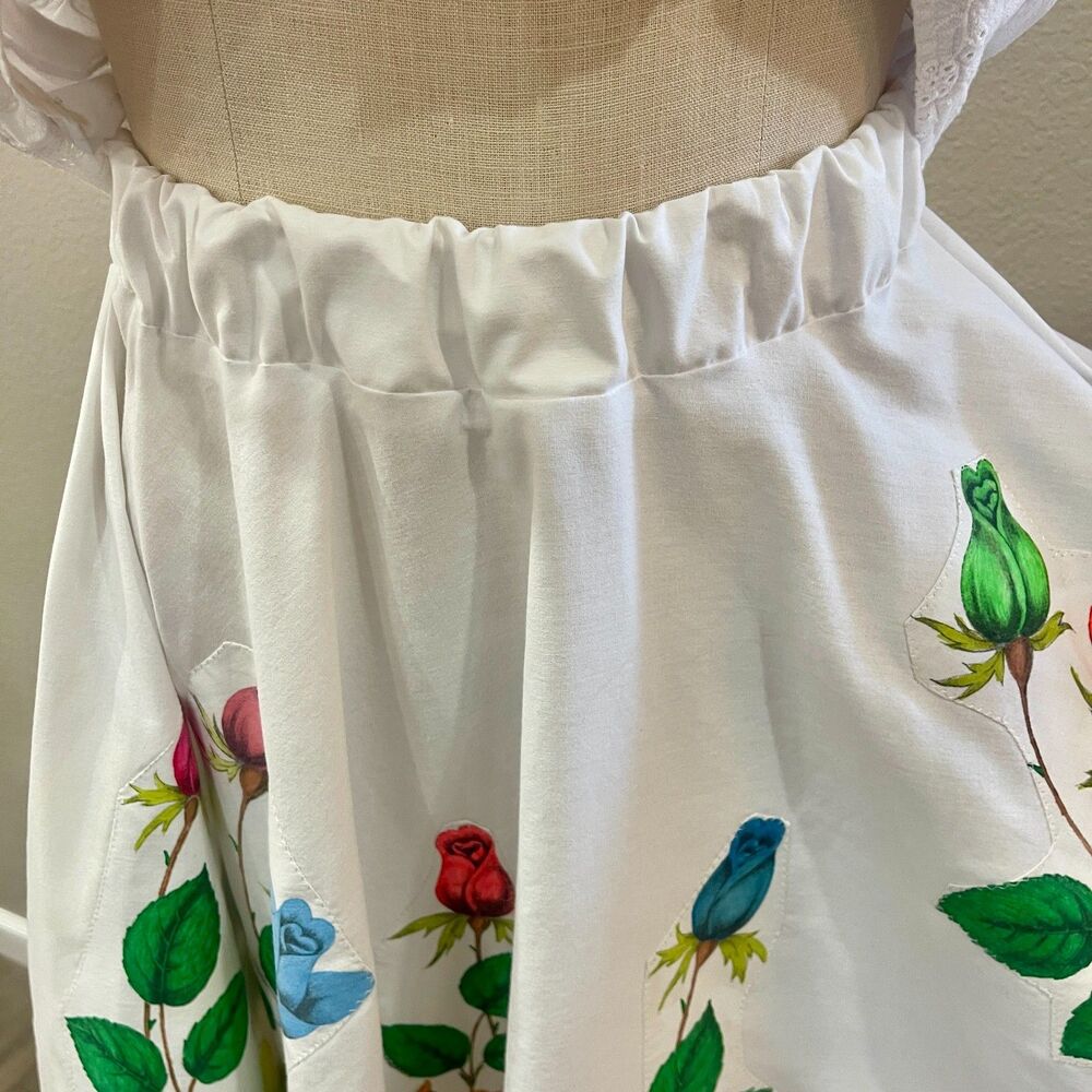 Handmade upcycled White Full Circle Skirt Hand Painted Rose Appliqués, One Size - Picture 7 of 7